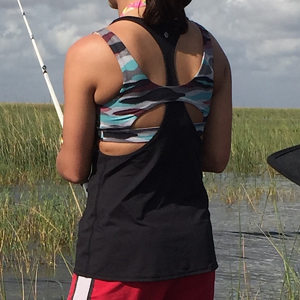 Lululemon tank built-in bra